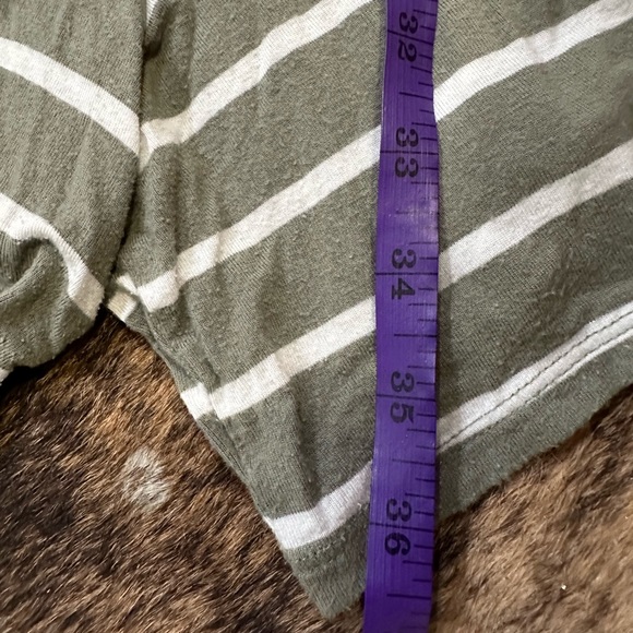 Zenana size XL green and white striped romper with pockets and ties - Picture 4 of 5